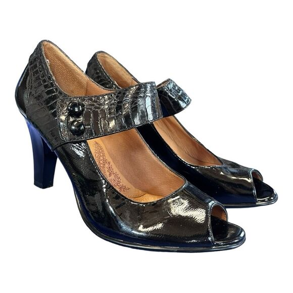 Sofft | Black Mary Jane Black Patent Leather Button Strap Heels 7.5M - Picture 1 of 10